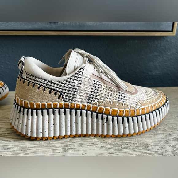 ✨CHLOE✨EXCELLENT CONDITION✨AVAILABLE NOW @ SAKS $895✨Nama Mixed Media Platform - Picture 8 of 13